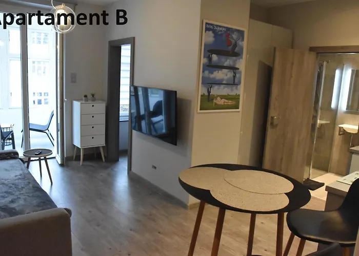 Za 400m Plaza Apartment *